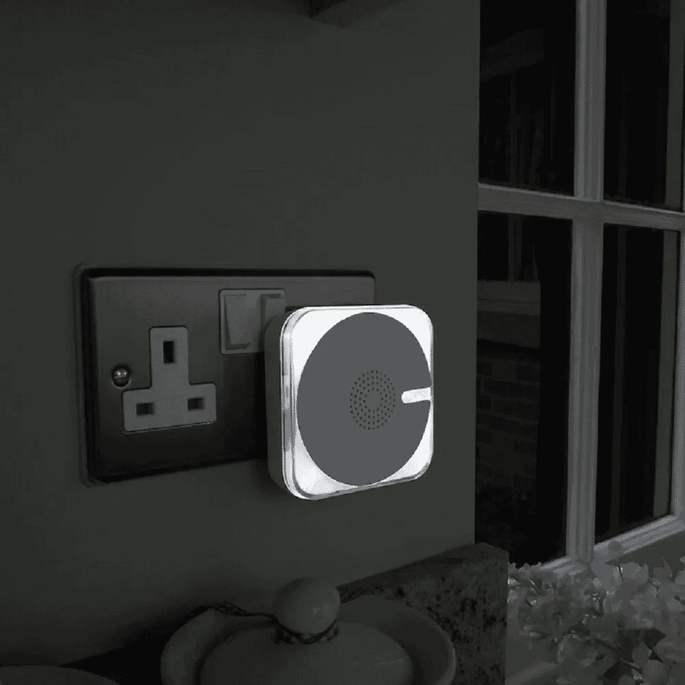 Plug In Door Bell With Kinetic Push White - Image 3