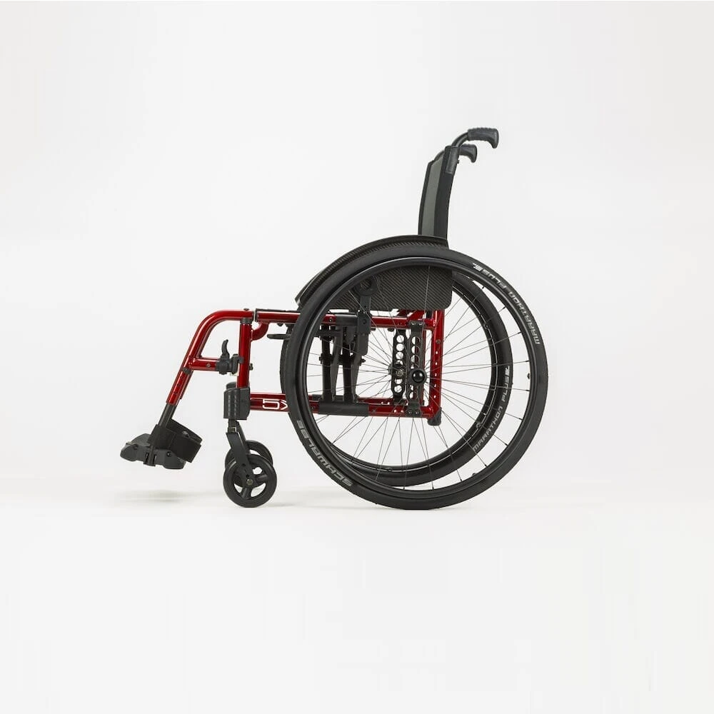 Ki Mobility Catalyst 5Vx Folding Aluminium Wheelchair - Image 3