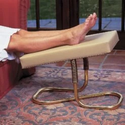 Flexible Padded Leg Rest