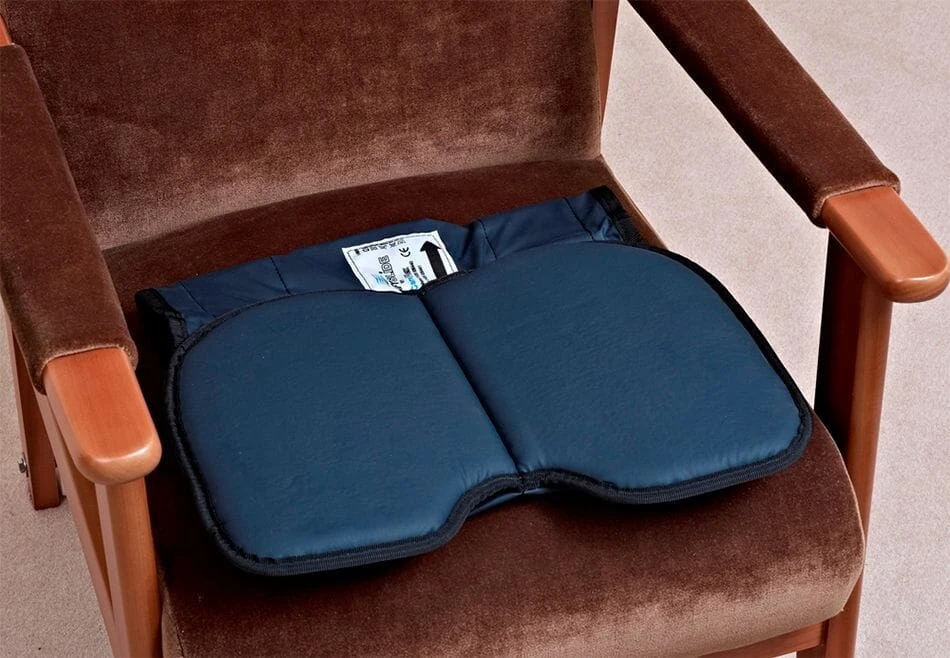 One Way Slide Sheet And Pressure Care Pad - Image 3