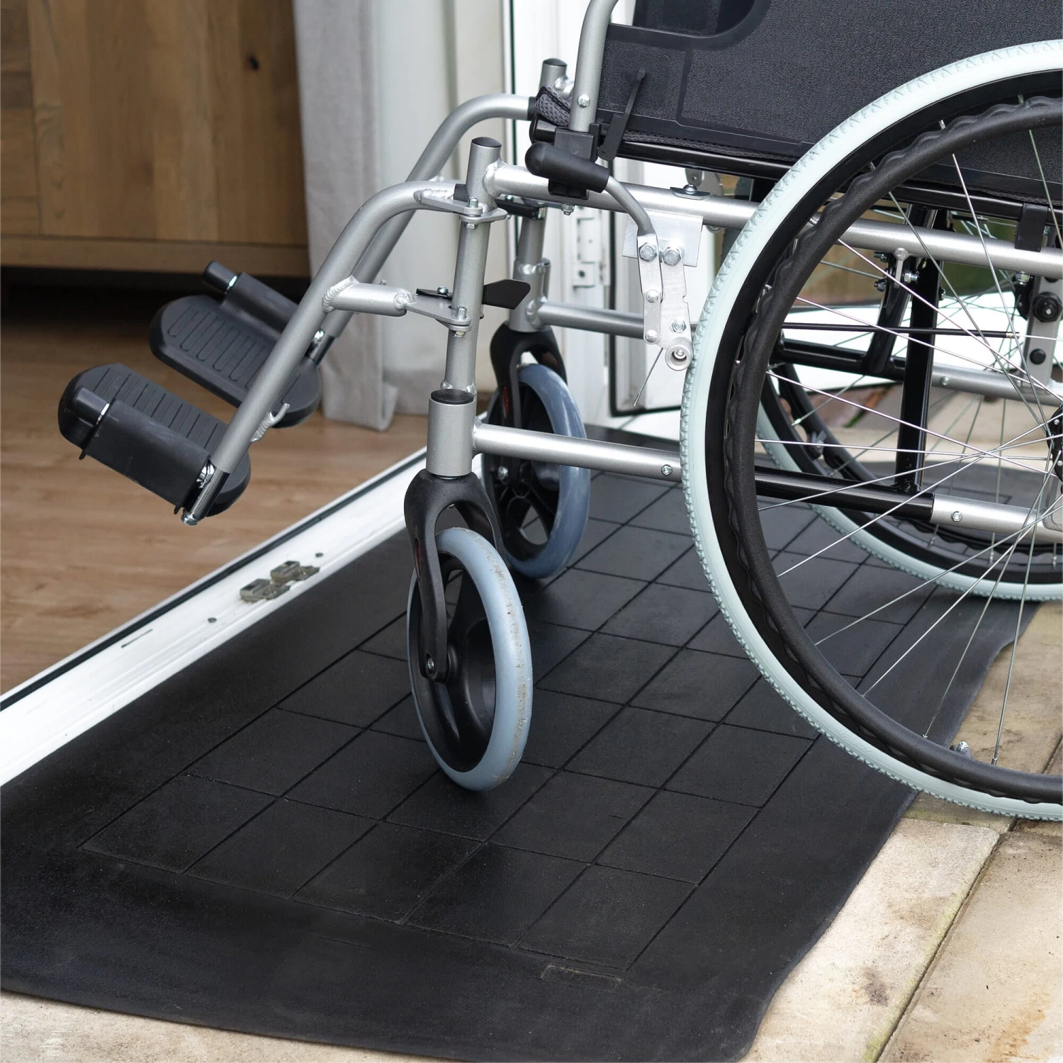 Rubber Threshold Ramps 25mm High - Image 6
